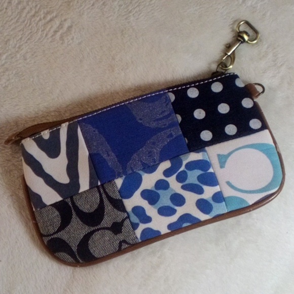 WRISTLET! HAS NO BRAND BUT ITS NEW!! - Picture 2 of 6